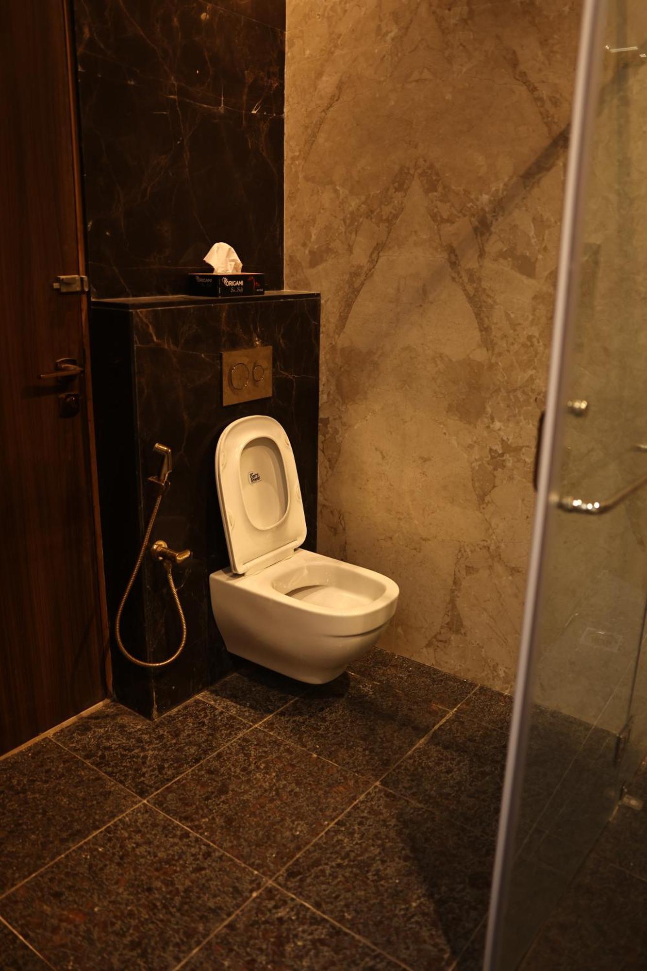 Mstays Ecr By Mirabilis Hotel Chennai Exterior photo