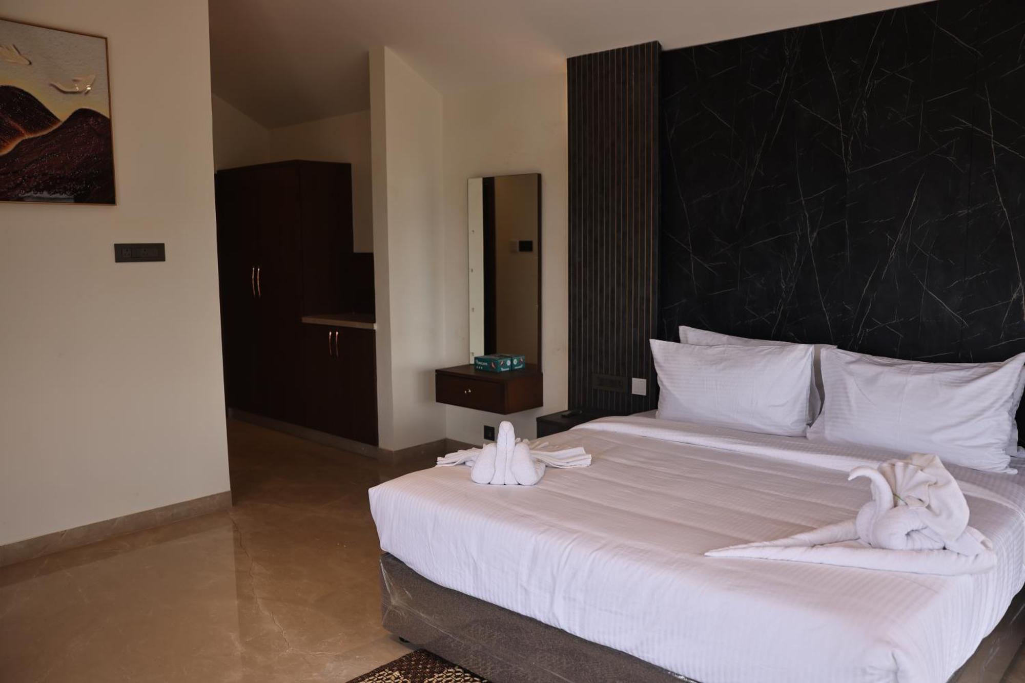Mstays Ecr By Mirabilis Hotel Chennai Exterior photo
