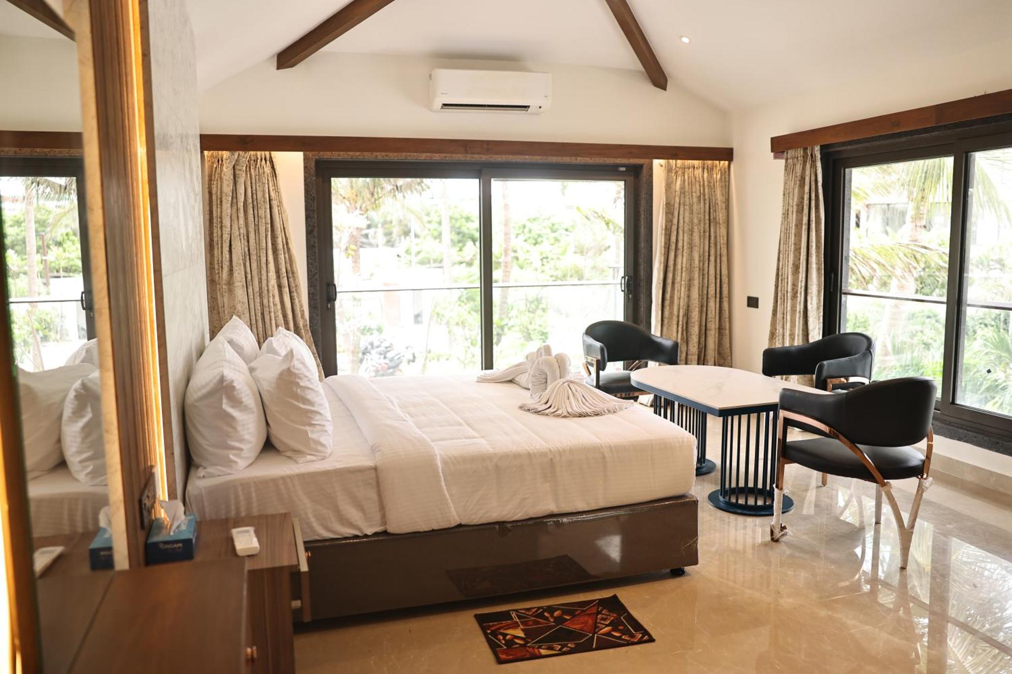 Mstays Ecr By Mirabilis Hotel Chennai Exterior photo